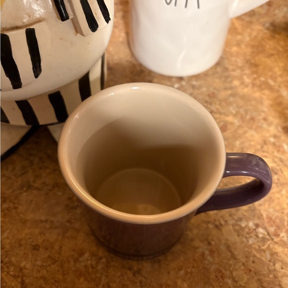 Le Creuset Coffee Mug Purple Cassis - Picture 2 of 4